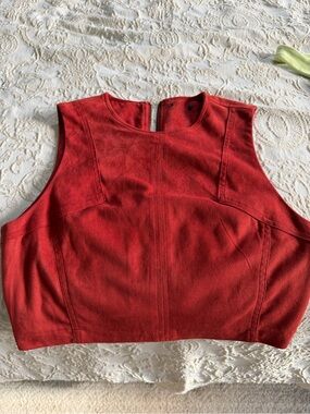 Forever 21 Red Sleeveless Cropped Tank Top